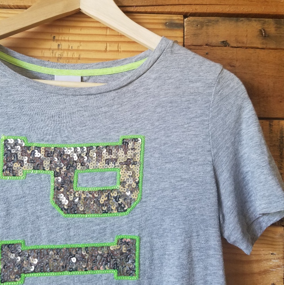 Victorias Secret PINK Logo Gray Tee with B…